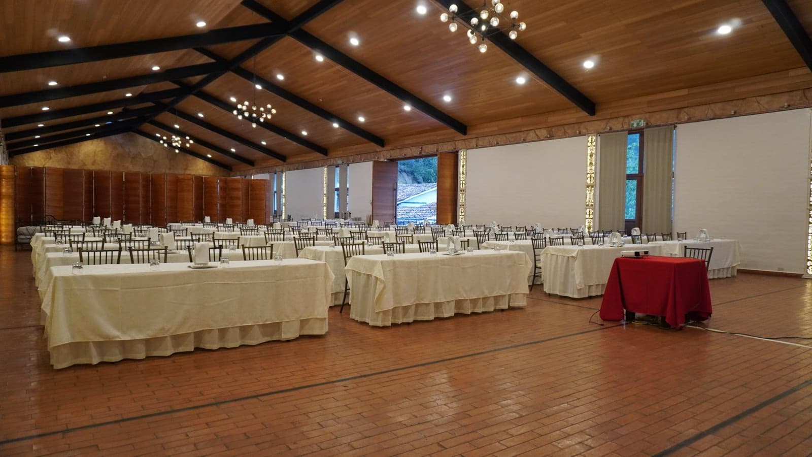 Montaje para evento corporativo en Estancia Rosario.