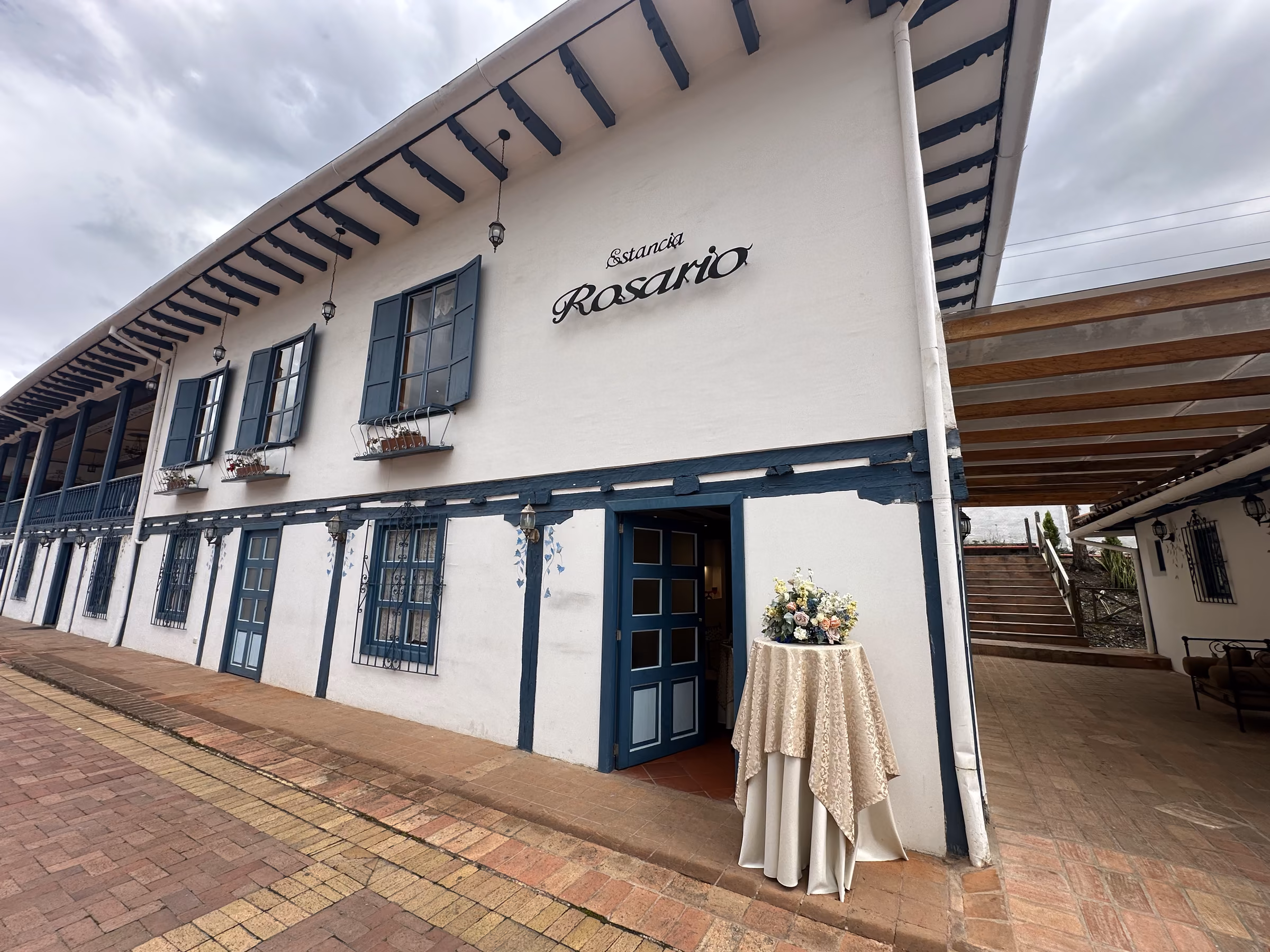 Exterior of El Arupo.